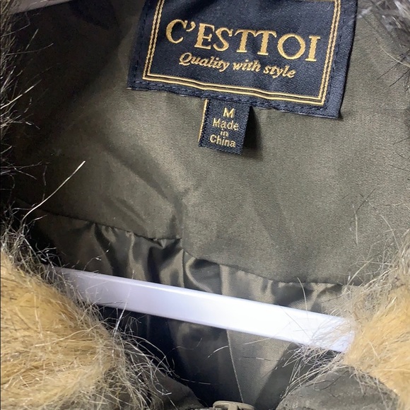 New! Olive puffer Jacket! (F0070) - Picture 2 of 7